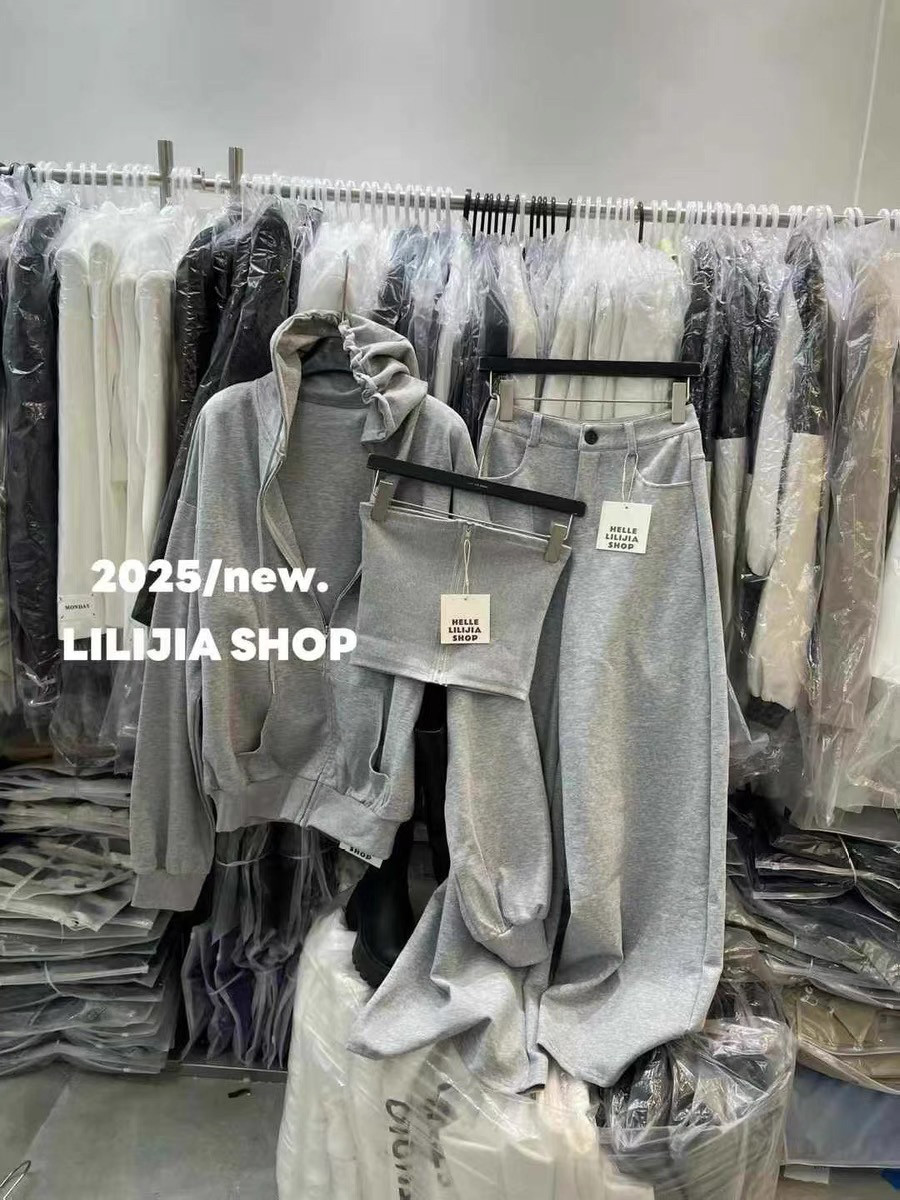 【五折】韩国2025春新款连帽拉链短外套开衫+抹胸+休闲裤卫衣套装,女装/女士精品,时尚套装,淘宝优惠券,粉丝福利购,淘宝优惠卷