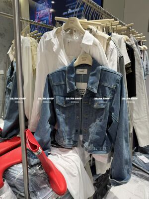 Miss家 2026春新款韩版时尚百搭设计感宽松短款正肩牛仔外套女