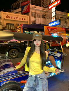 韩版 新款 时尚 百搭漏肩肩长袖 显瘦上衣 Miss家 T恤女修身 2026春季