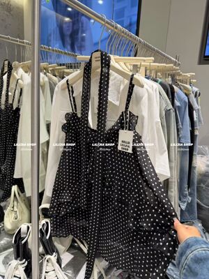 Miss家 2026新款韩版时尚百搭显瘦高级感气质波点雪纺吊带背心女