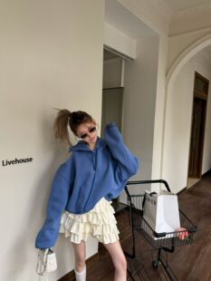 宽松休闲百搭连帽漏肩卫衣女短款 韩版 外套上衣 2026春新款 Miss家