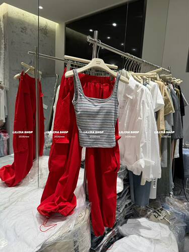 Miss家 2026夏季韩版时尚百搭显瘦条纹胸垫吊带背心+阔腿裤套装女