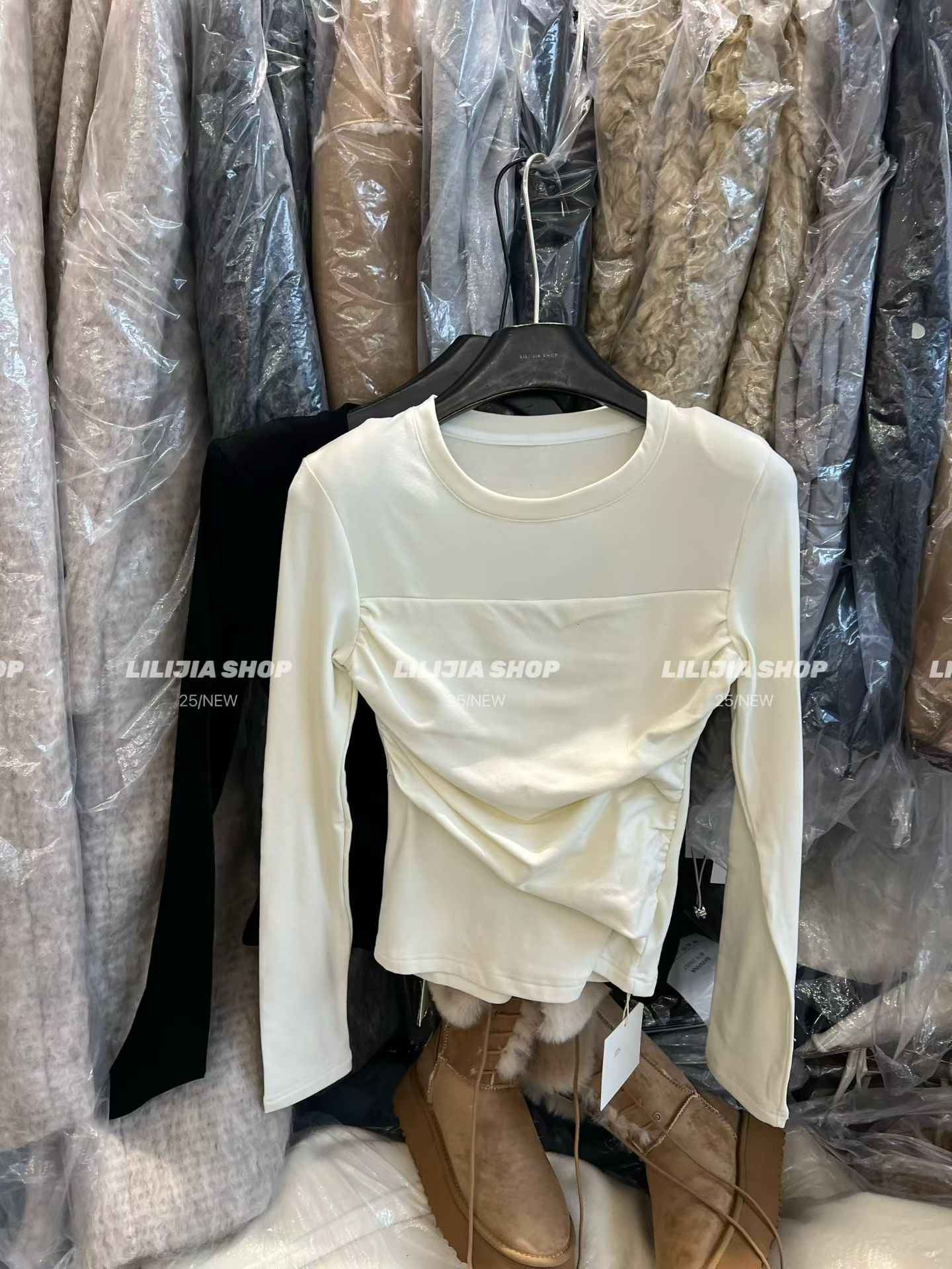 Miss家 米杏色圆领正肩针织上衣女外穿修身显瘦加绒长袖打底衫