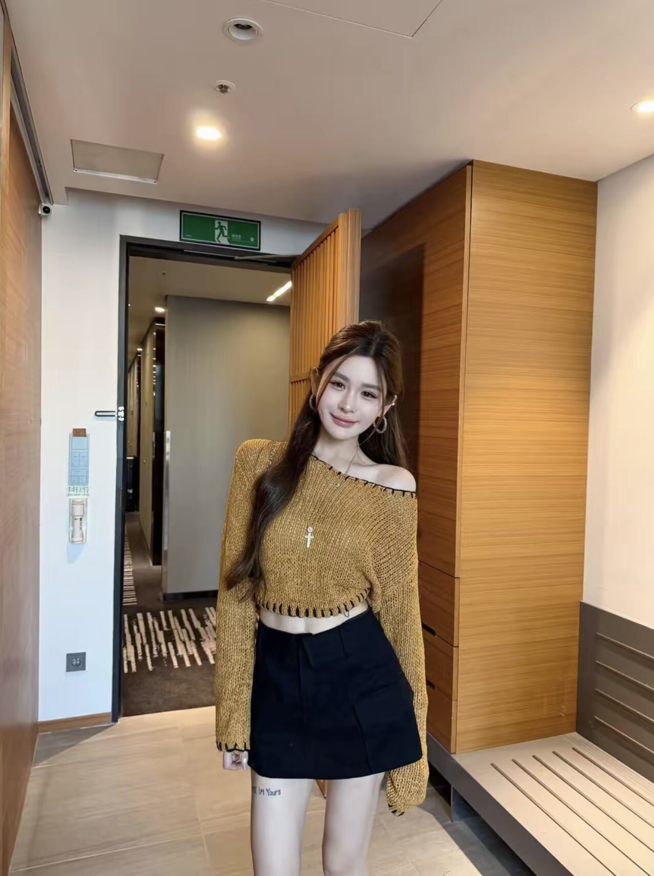 Miss家 2026秋季新款韩版时尚百搭显瘦圆领长袖针织衫毛衣女上衣