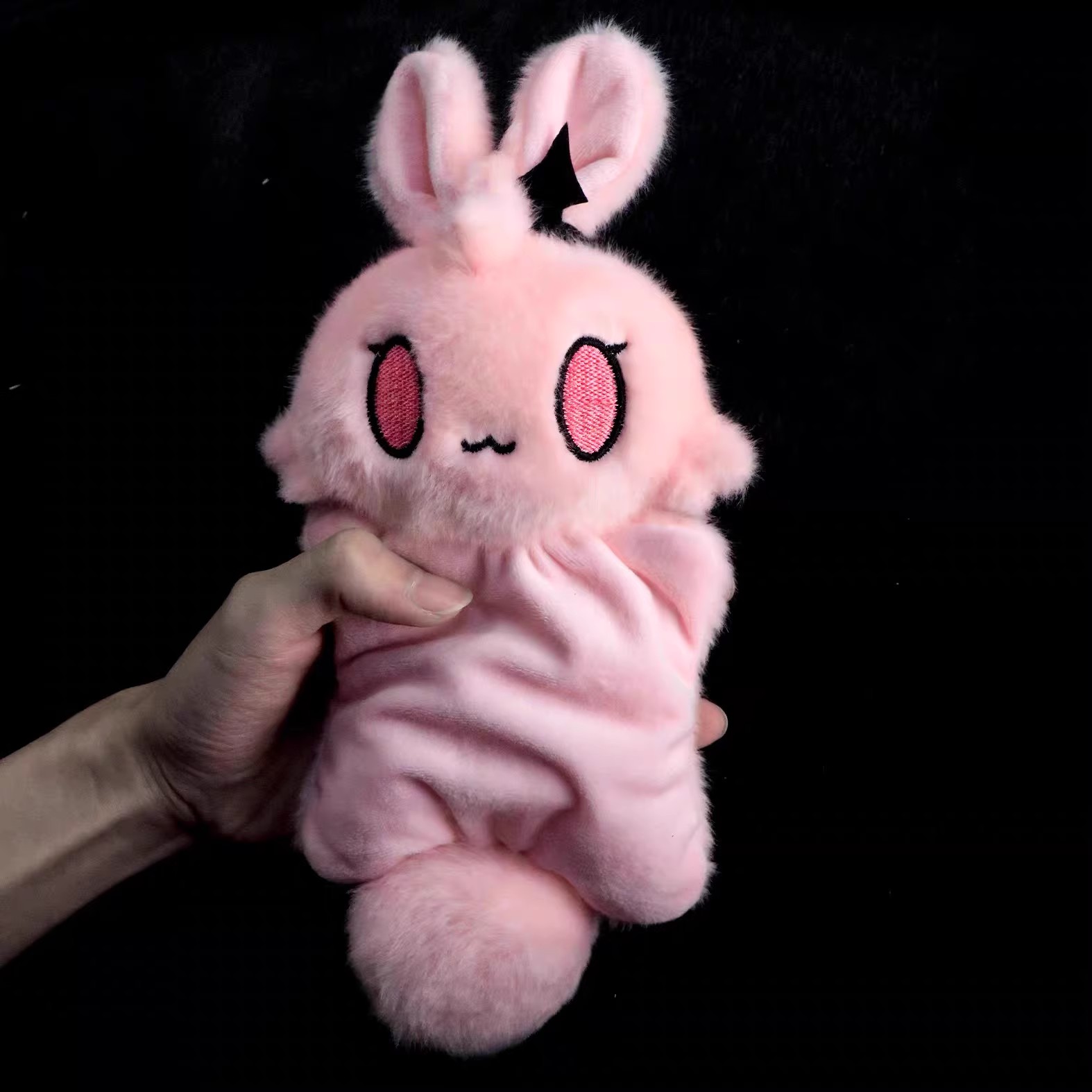 明日方舟周边兔兔毛绒豆袋挂件