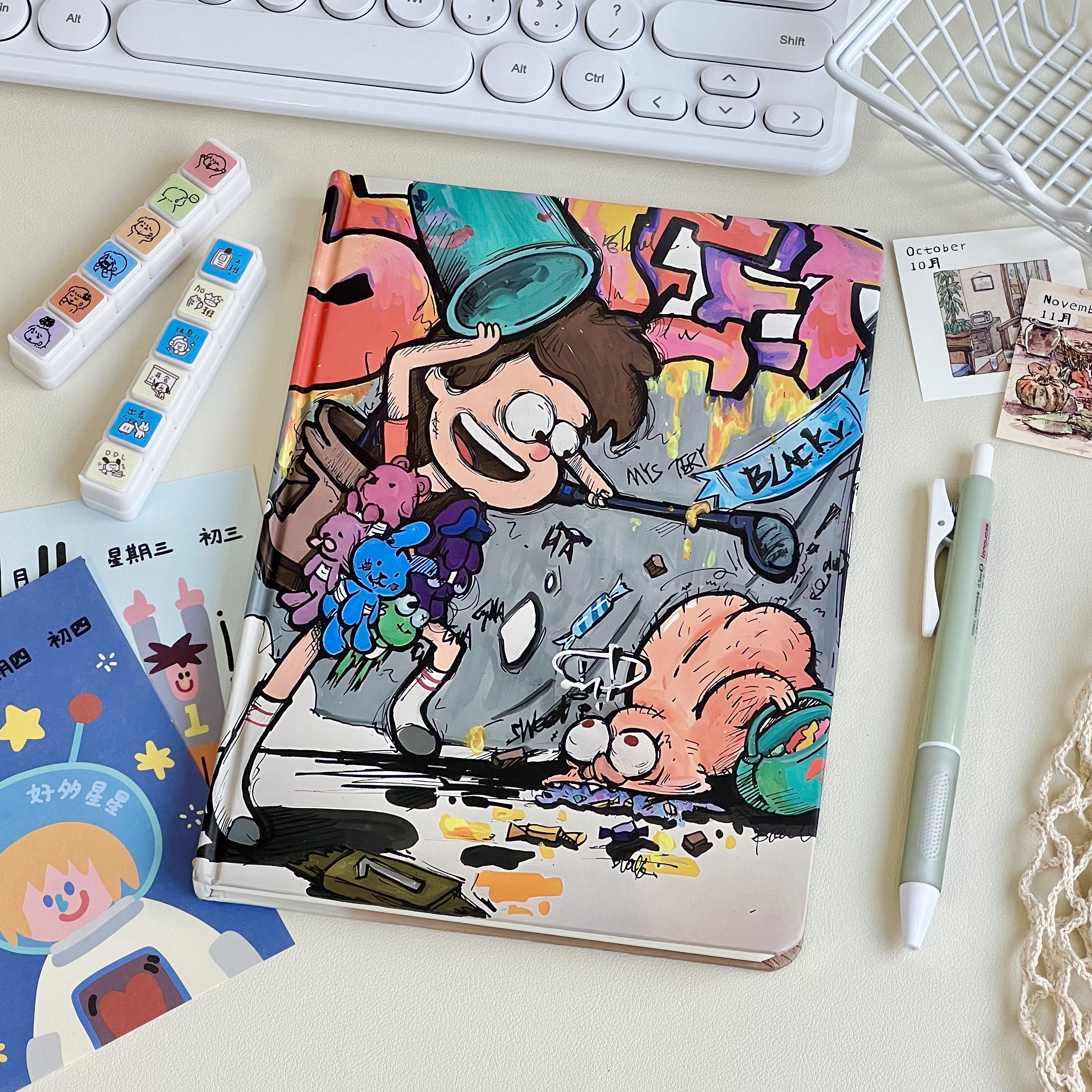 新款怪诞小镇复古涂鸦笔记本