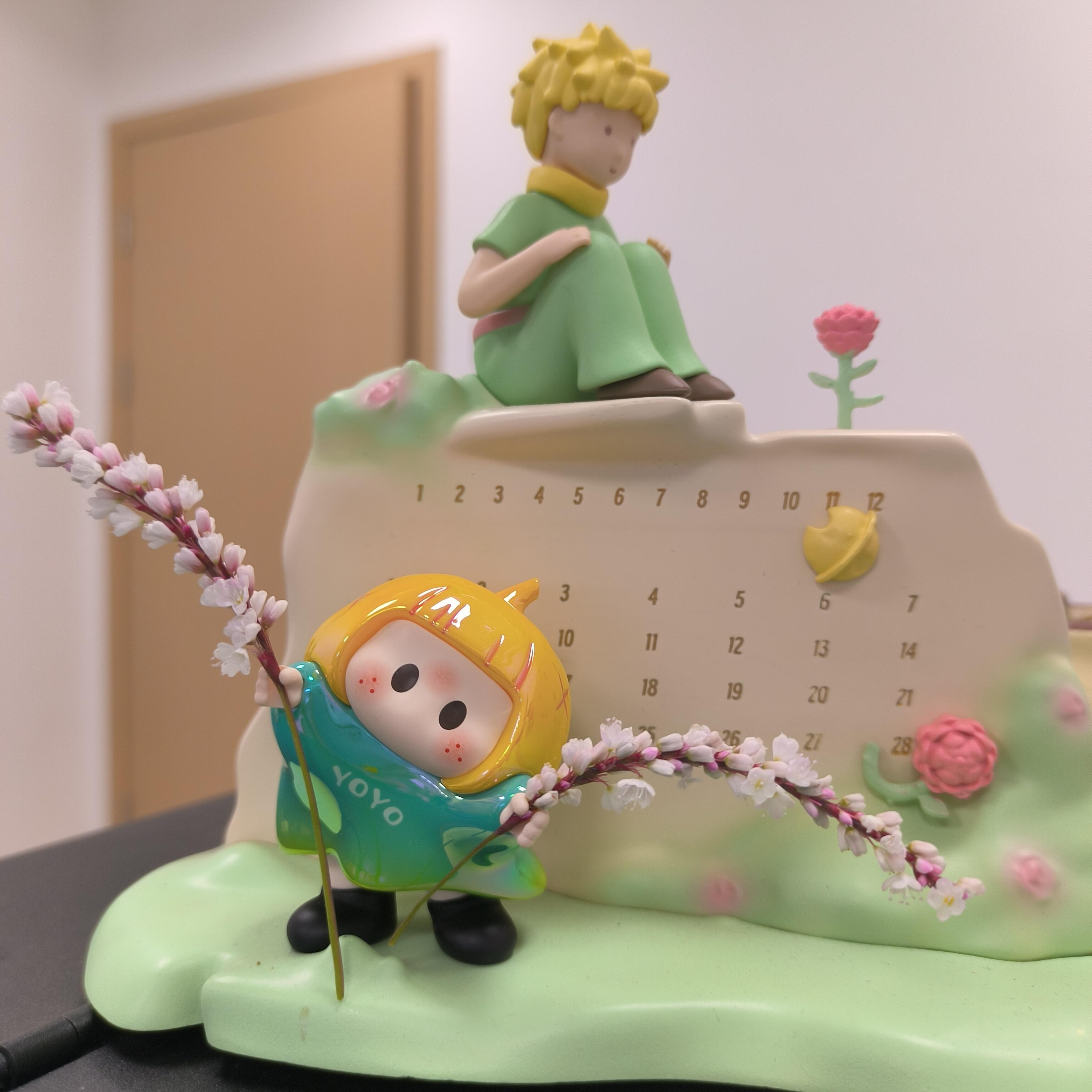 yoyo右右酱歪头系列摆件