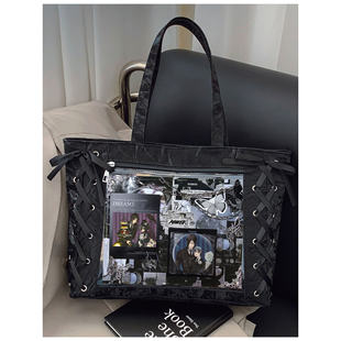 黑执事塞巴斯蒂安夏尔吧唧谷子卡片单肩包痛包学生日系大容量轻便