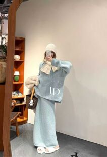 询bag5000，设计师品牌羊绒套装