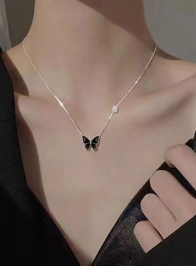 春夏女生黑色蝴蝶项链轻奢小众设计感高级精致锁骨链出游日常搭配
