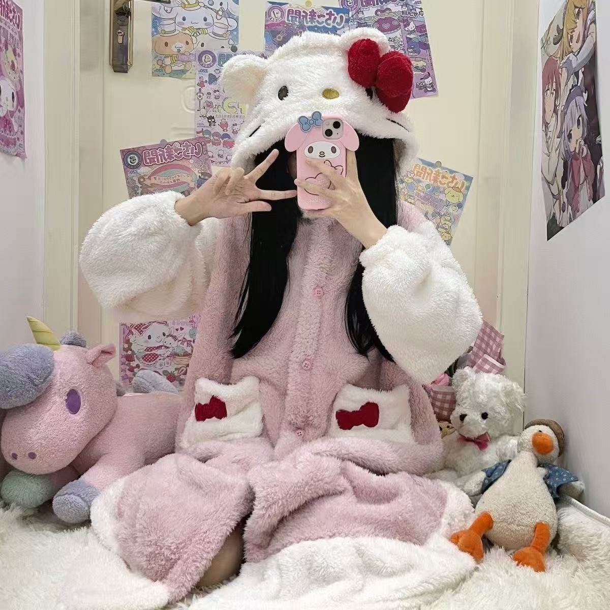 加厚珊瑚绒保暖套装极具性价比