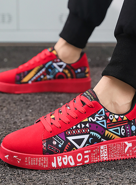 红色帆布鞋男款春季2026新款青少年马年本命年红色运动痞帅潮板鞋