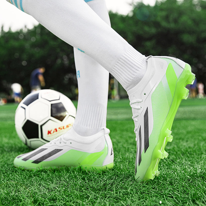 足球鞋男碎钉2023梅西新款TF短钉训练防滑比赛成人透气儿童长钉AG