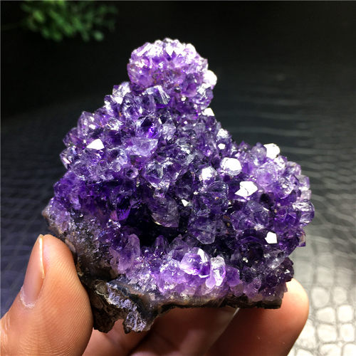 天然紫水晶簇摆件紫晶花原矿晶洞