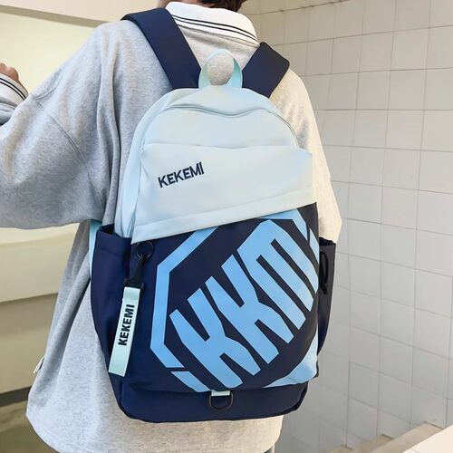 书包男小学生大容量轻便双肩包