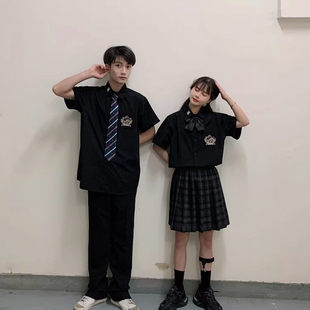 【精品】新款上市◆2026夏季情侣装JKDK制服班服刺绣学院短袖衬衫