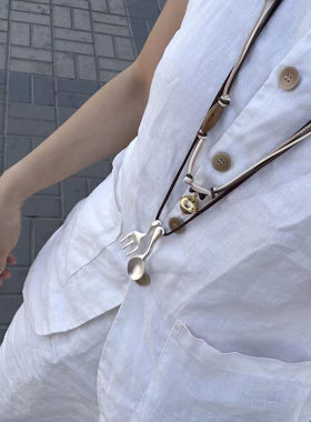 秋冬哑光勺子叉子吊坠项链小众串珠长款毛衣链