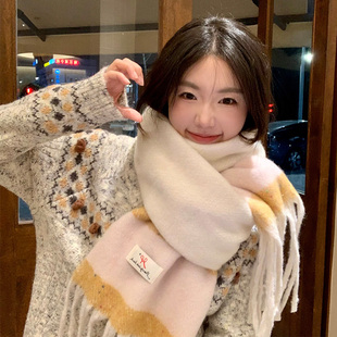 红色围巾女秋冬高级感羊毛混纺保暖仿羊绒围脖格纹马海毛加大披肩