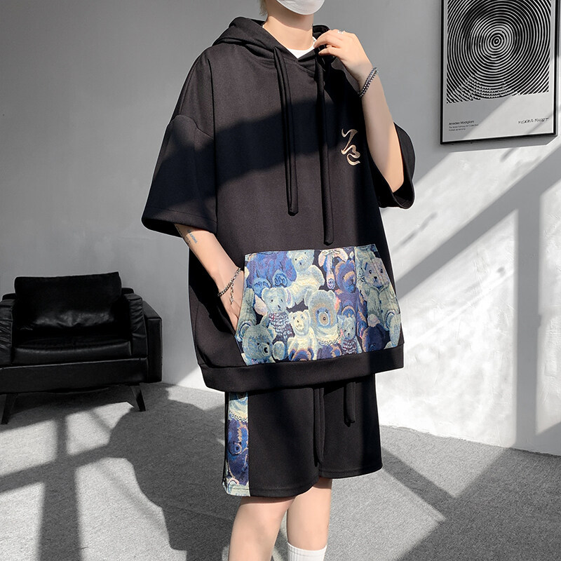 日本小熊刺绣套装男夏季薄款学生两件套装男生短袖T恤连帽卫衣