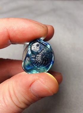 天然蓝宝石雕刻年年有余吊坠挂件山东昌乐矿区原石蓝色包邮正品