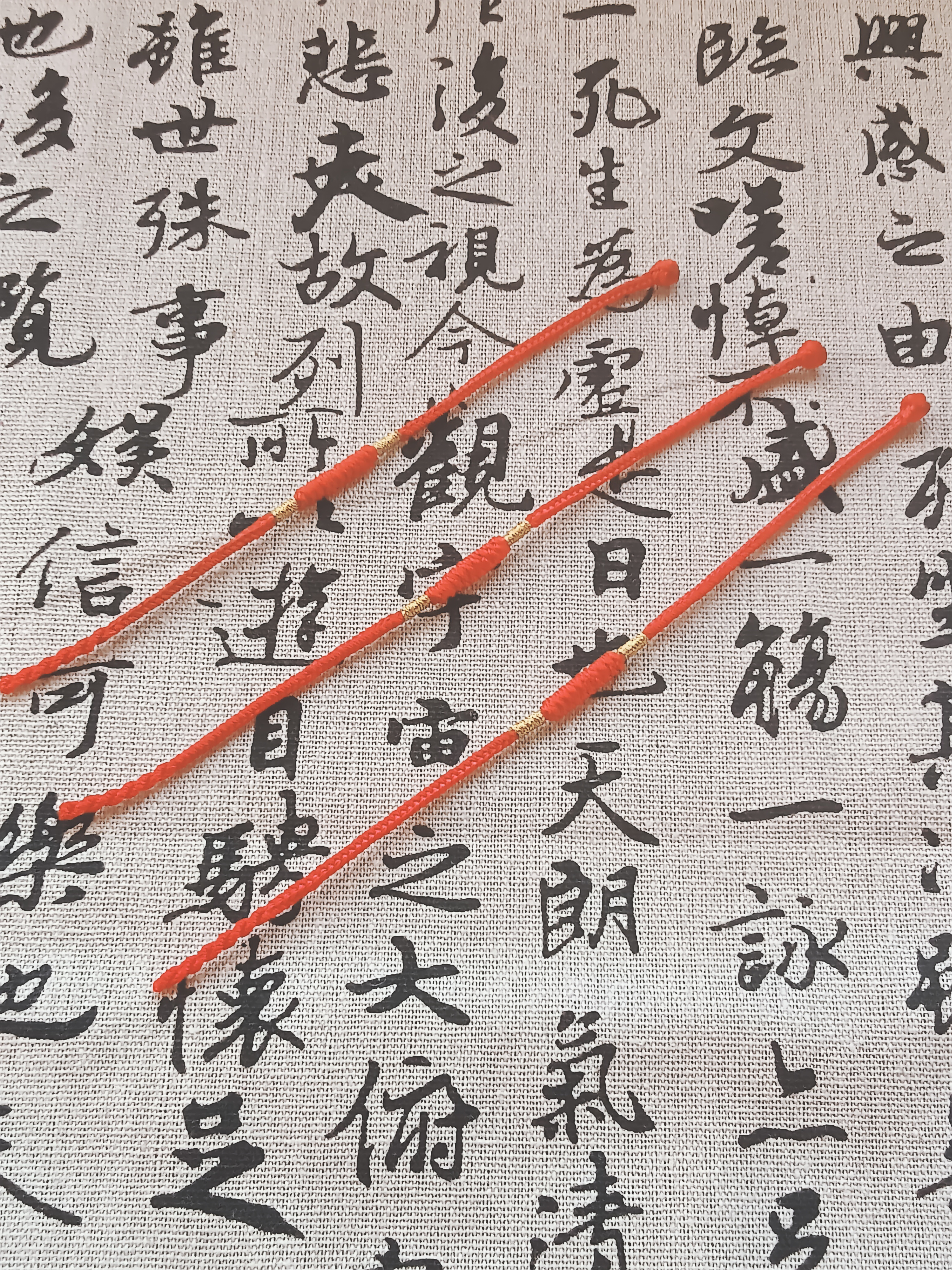 新款高品质手工编织男女八股辫红绳情侣手链本命年红绳