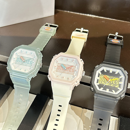 Dickies水玉暖炽男女手表活动中