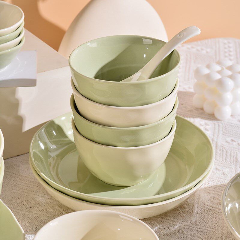 精选碗碟套装家用2025新款奶油风陶瓷碗盘餐具高级感简约轻奢碗筷