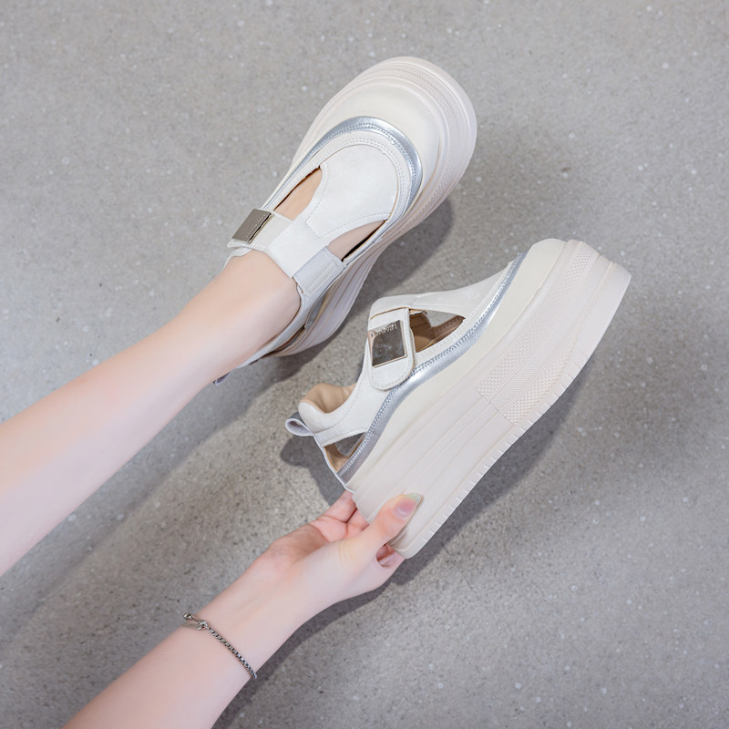 厚底增高7公分罗马凉鞋女夏2025新款百搭时尚平底复古风透气单鞋