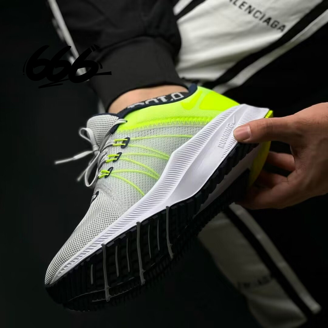 Nike耐克男鞋秋季QUEST 4缓震飞线网面透气运动跑步鞋DA1105-003