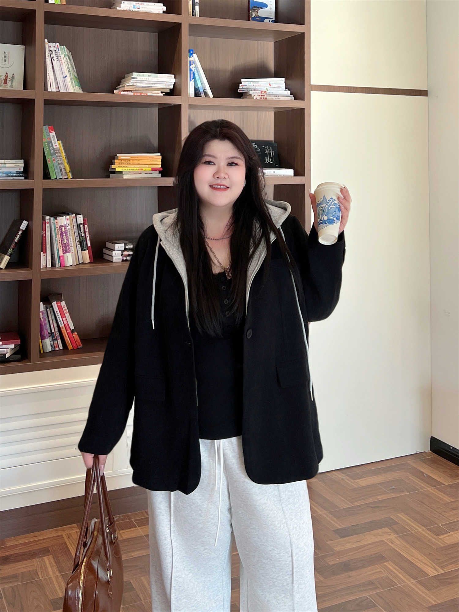 Plus size Women's Wear 4437 Plus Size Ladies Early Autumn Stylish Fake Two-Piece Hooded Small Suit Casual Slim Looking Outwear