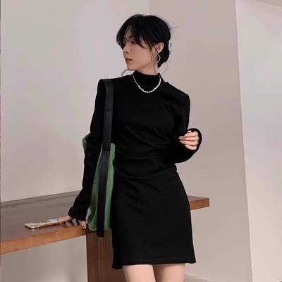 冬季打底连衣裙配大衣加绒加厚小个子高级感内搭显瘦遮肚子包臀裙