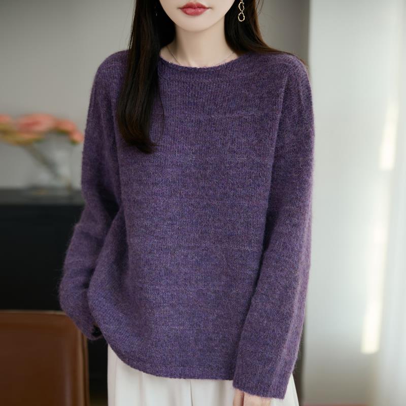 慵懒风今年流行的新款毛衣打底衫宽松洋气时尚简约圆领针织衫上衣