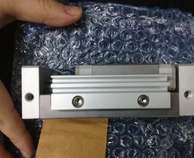 滑台气缸MXP12-25