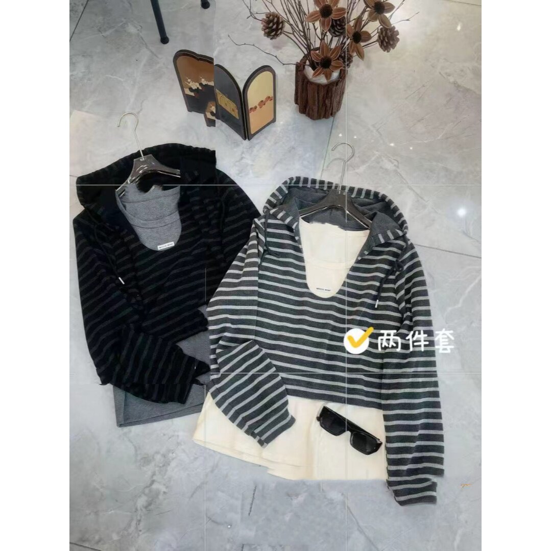 姗蔓大姗姗家加肥加大码女装新品连帽条纹上衣背心两件套80126
