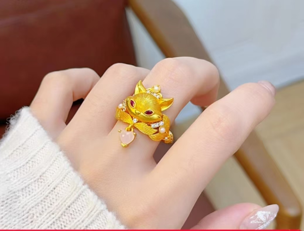 黄金色点钻拉丝苏妲己灵狐戒指显白爱心夭夭小狐狸指环送女友礼物