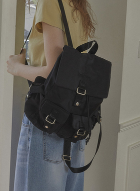 LETERIE 24夏季新品多口袋抽绳翻盖双肩包大容量旅行包韩国代购