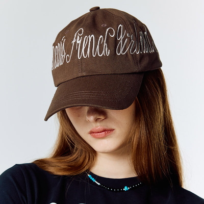 LARTIGENT 25春季新品哥特字母刺绣弯檐鸭舌帽韩国代购