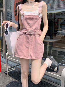 脏粉色牛仔背带连衣裙女2023夏季新款高腰显瘦小个子a字短裙子潮