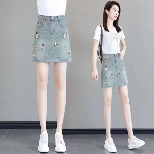 碎花刺绣牛仔半身裙小个子显瘦