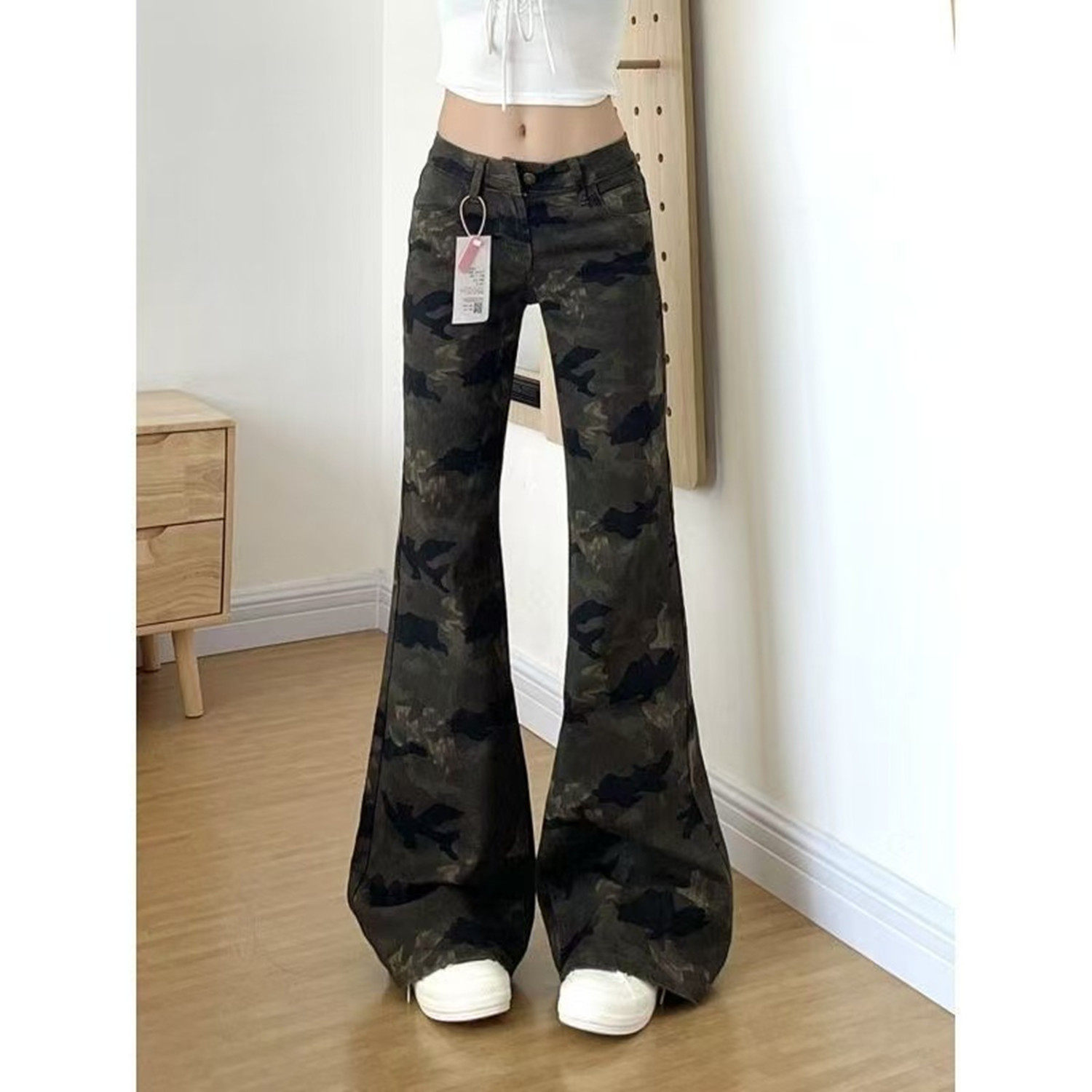 美式迷彩微喇牛仔裤女低腰秋季新款辣妹复古显瘦不贴腿垂感喇叭裤,女装/女士精品,牛仔裤,淘宝优惠券,粉丝福利购,淘宝优惠卷