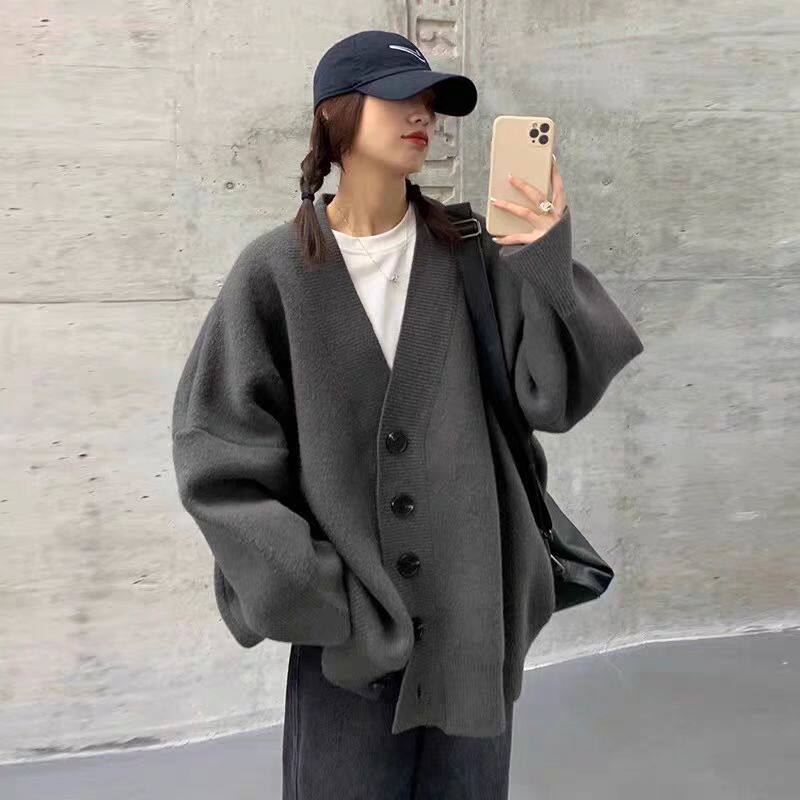 高级感慵懒风V领100羊毛针织开衫女宽松毛衣外套灰色纽扣羊绒上衣
