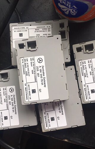 奔驰W164A1645407901网关模块