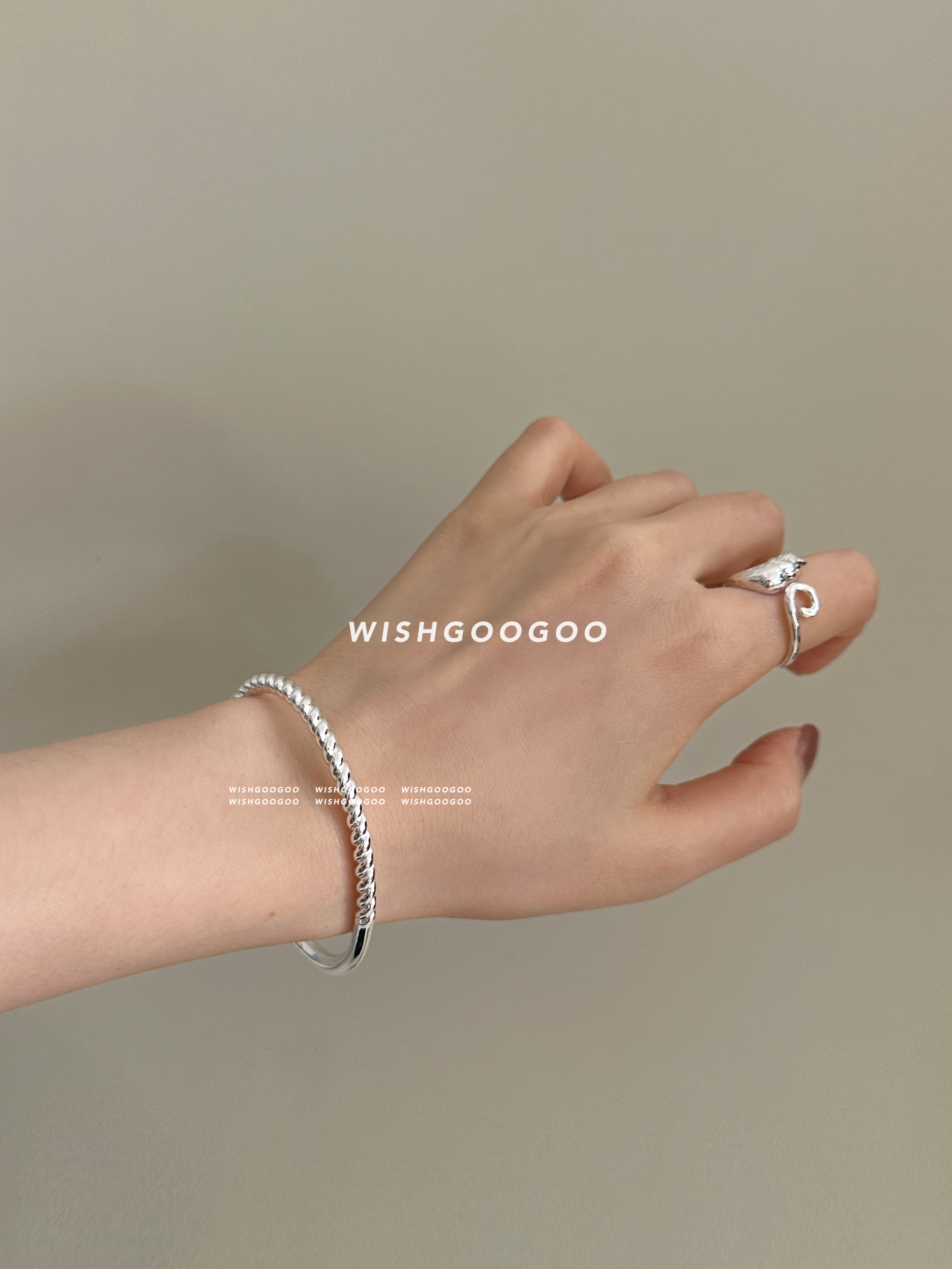 WISHGOOGOO麻花光面手手镯