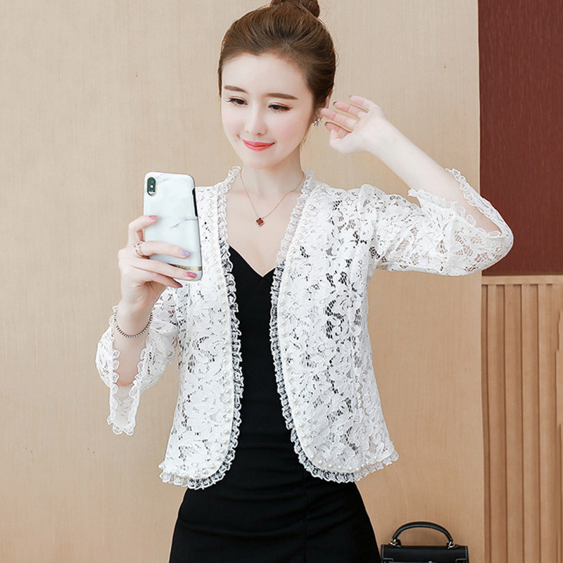 。喇叭袖蕾丝钉珠外套小披风春夏新款防晒衣外搭配裙子的短款披肩