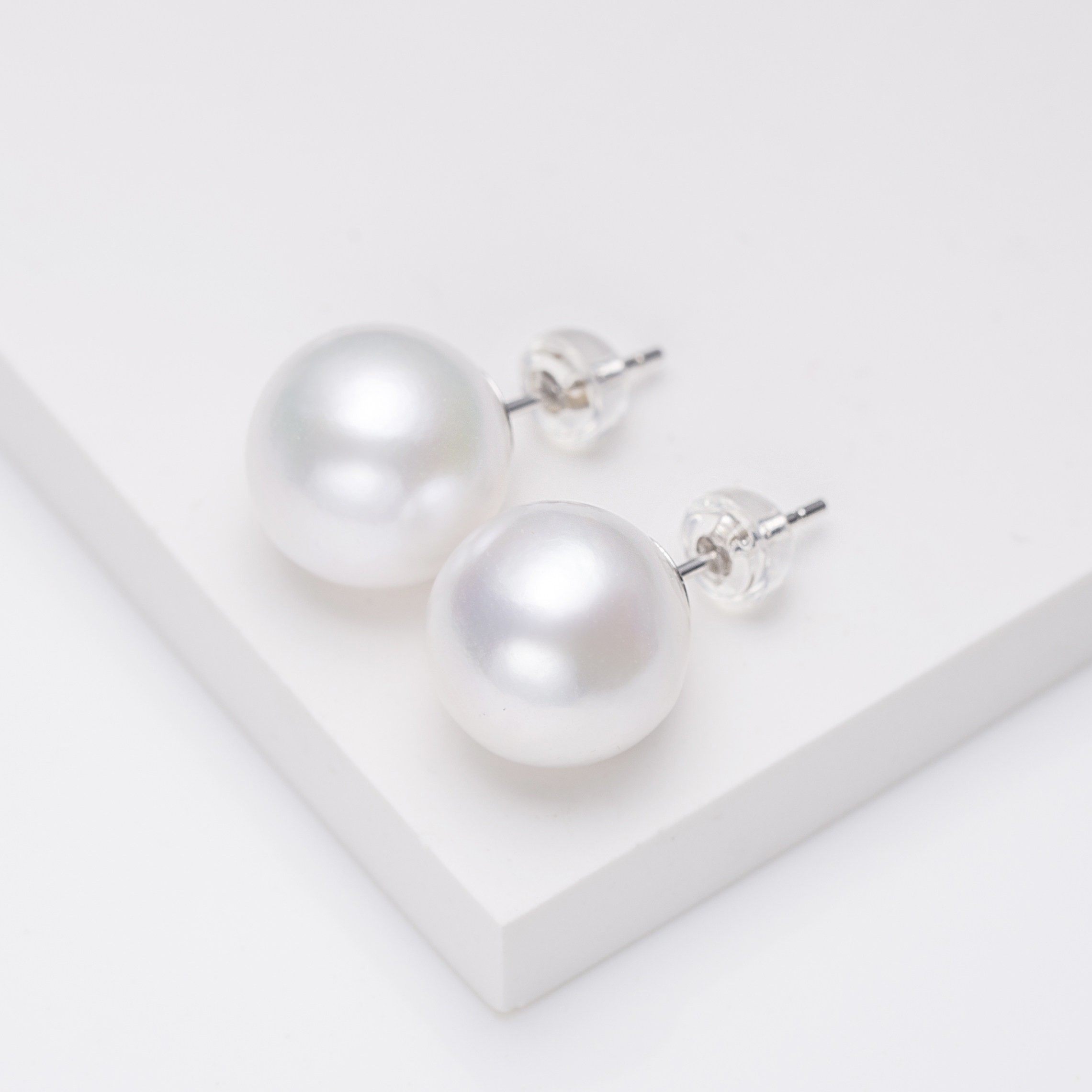 【大美唤推荐】925银 赛澳白珍珠耳钉14-15mm DM2654