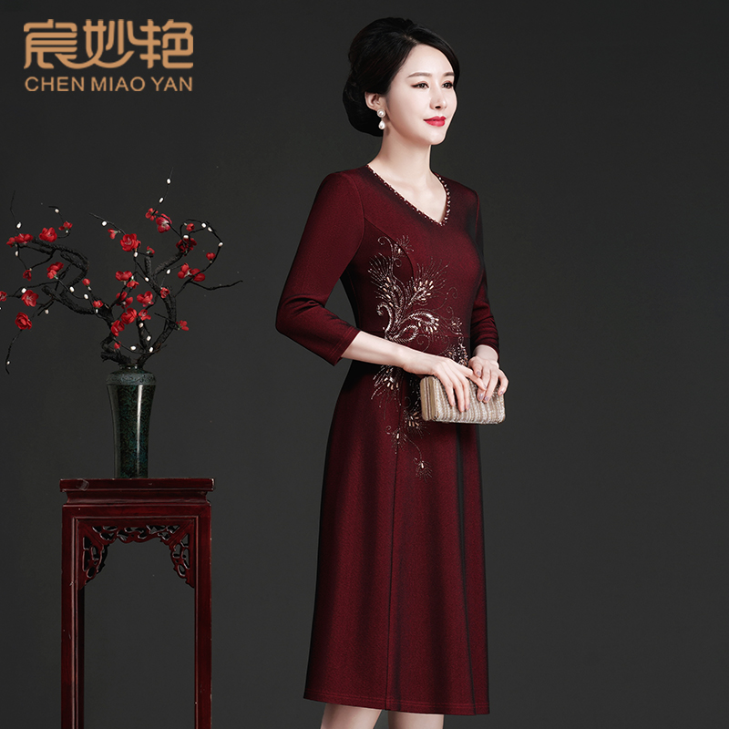 宸妙艳常规珠绣复合面料气质高贵