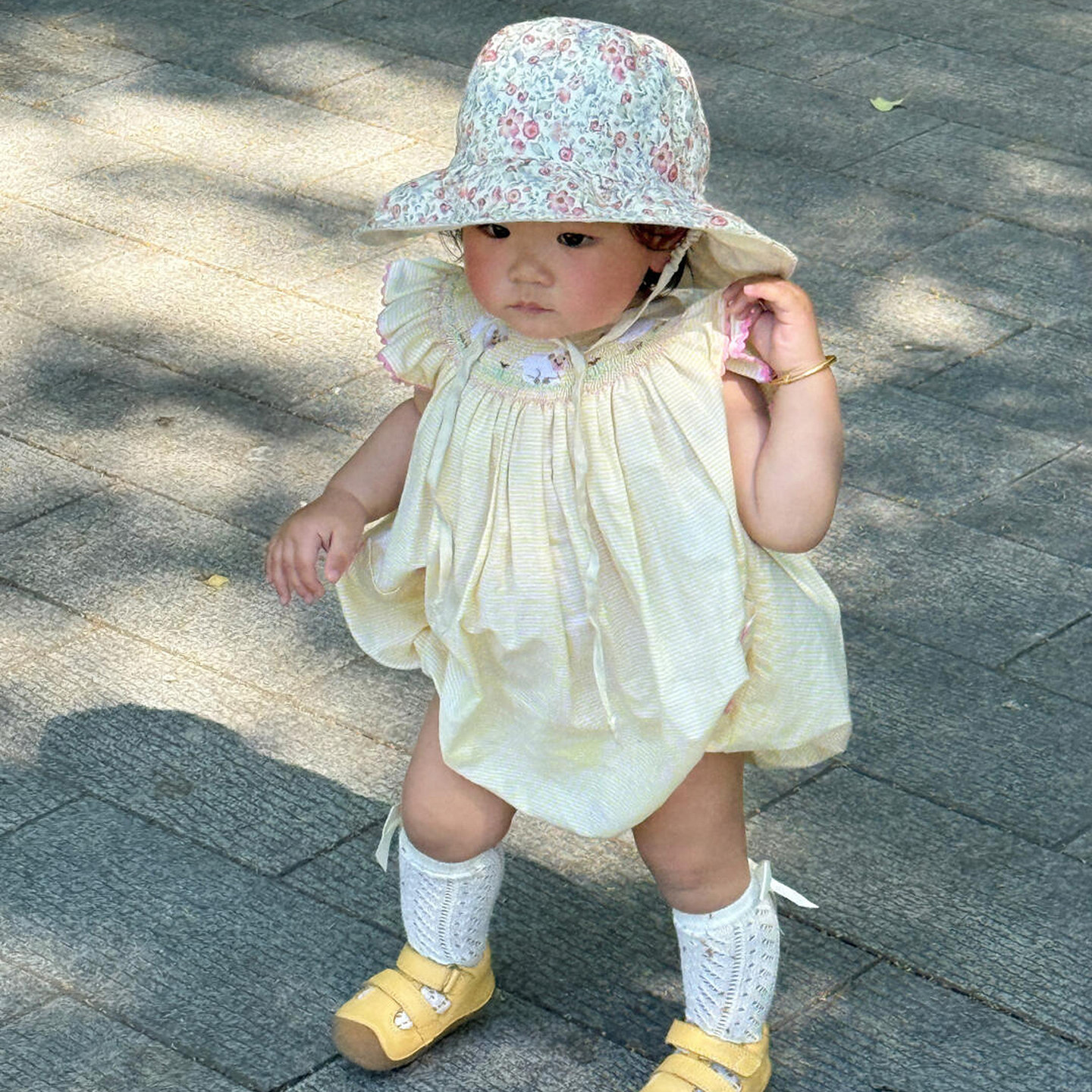 宝宝夏季薄款衣服超萌可爱洋气婴童飞袖荷叶领包屁衣宝宝连体衣夏