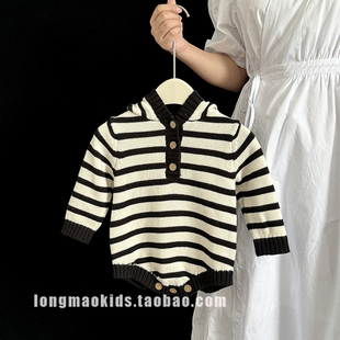 白天宝宝衣服秋款休闲百搭婴童连帽条纹包屁衣婴儿连体衣秋季薄款