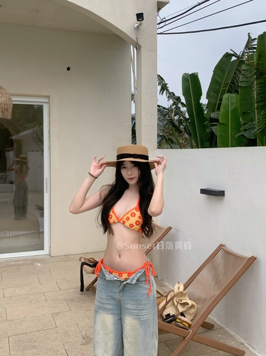 Sunset日落黄昏橘子汽水比基尼橙色小花显白泳衣女度假风绑带泳装