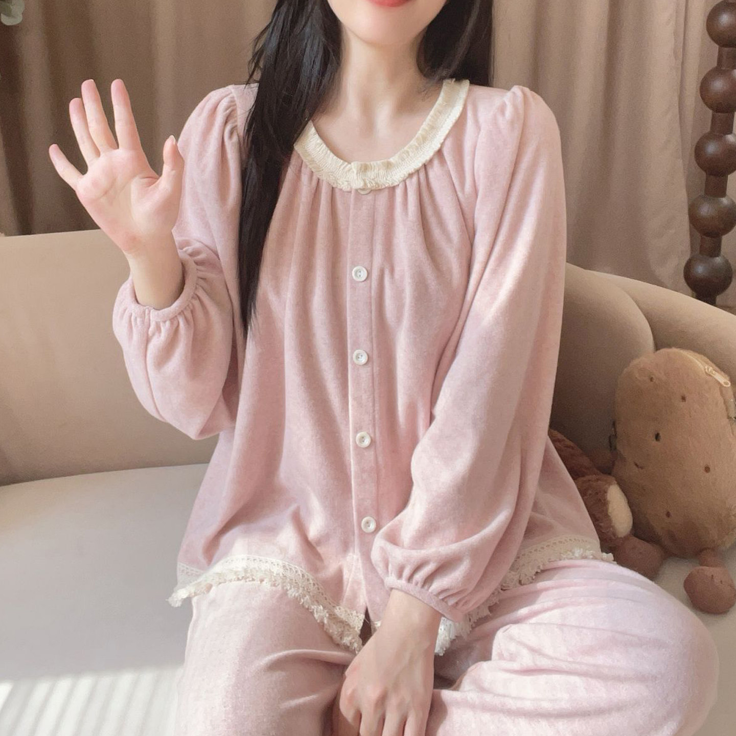小香风甜美睡衣女秋冬季2026新款羊羔绒长袖长裤家居服睡衣女套装